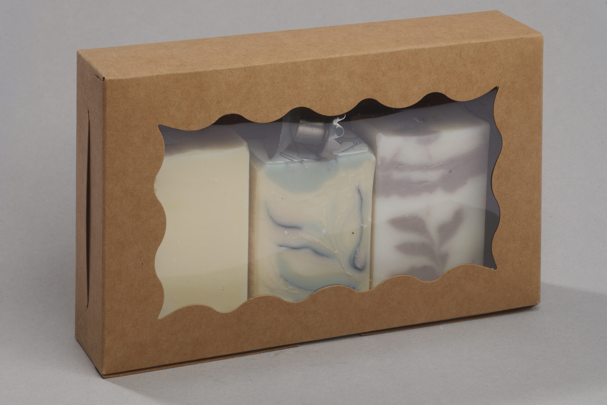 Coffret savons faits main | Trilogie et porte-savon – Image 2